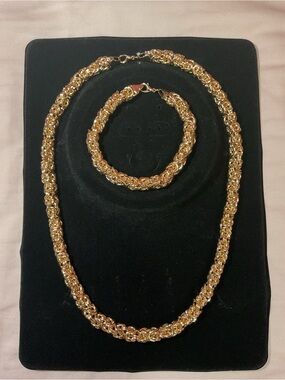 Elegant Gold-Tone Rope Chain Necklace and Bracelet Set
